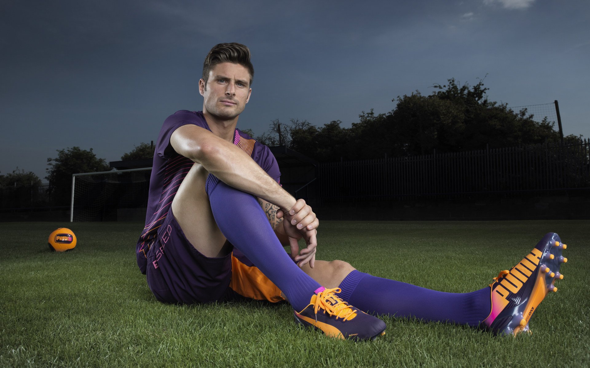 英超争冠焦点战，波兰末节带走瑞士的战术启示